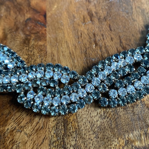 NWOT J. Crew Rhinestone Twist Collar Necklace - Picture 2 of 3